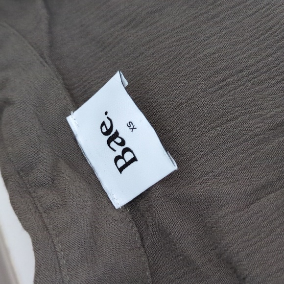 Olive green maternity top - Picture 2 of 3